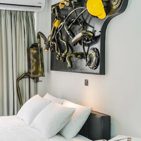 Graffitisuites#garage Salonic