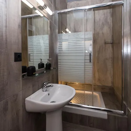 Graffitisuites#garage Tesalónica