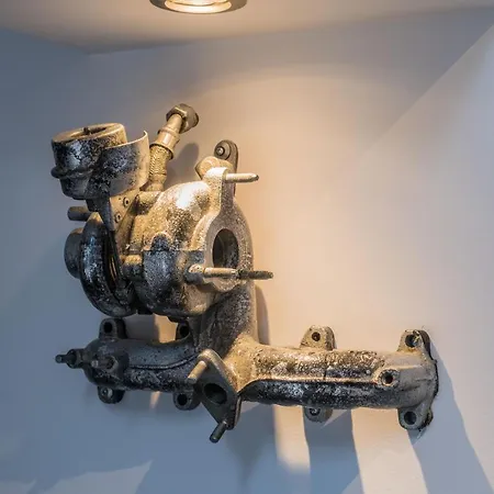 Graffitisuites#garage * Thessaloniki